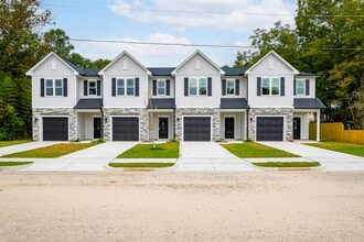 Building Photo - 606 S Blackmon St