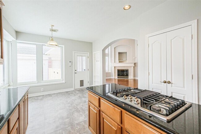 Building Photo - 12207 Salmon Creek