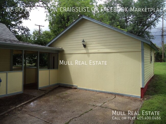 Building Photo - Affordable One Bedroom Half Duplex