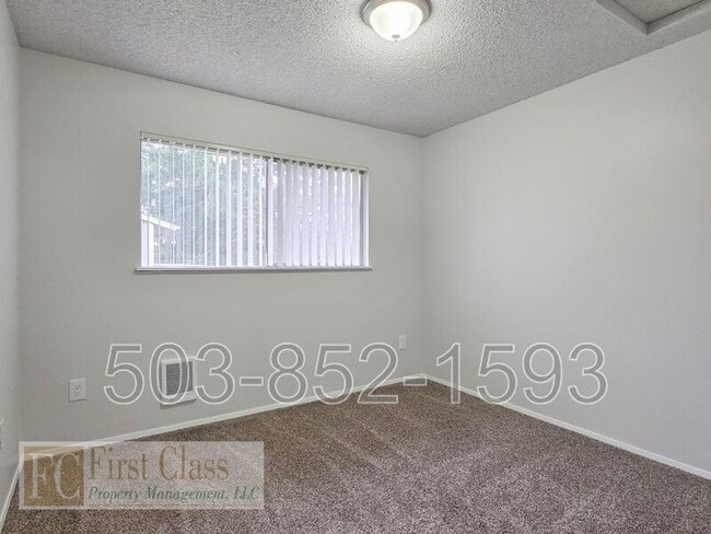 Building Photo - 1402 NE 186th Ave