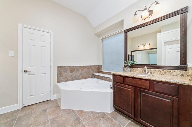 Building Photo - 27259 Jessica Hills Ln