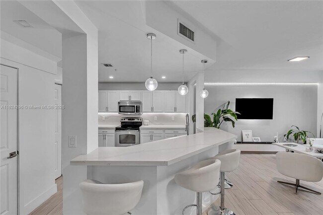 Building Photo - 11401 NW 89th St