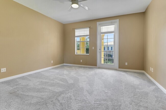 Building Photo - 28721 Alessandria Cir