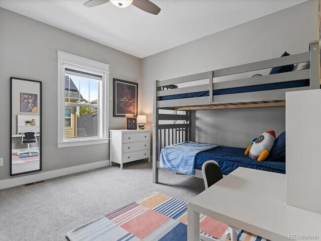 Building Photo - 5402 Uinta Way