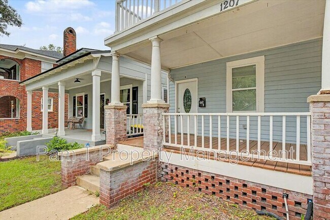 Building Photo - 1207 E Anderson St