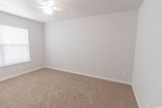 Building Photo - 211 Connemara Dr