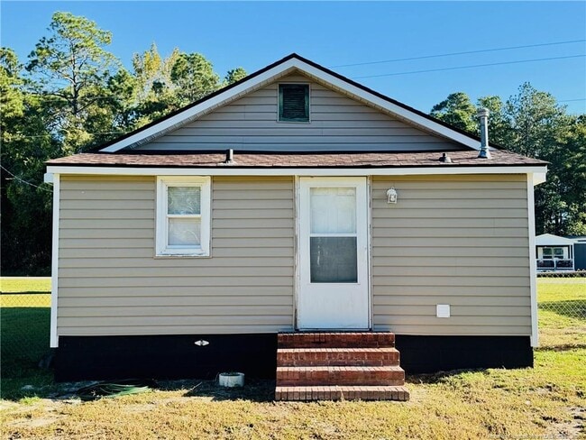 Building Photo - 790 Old Whiteville Rd