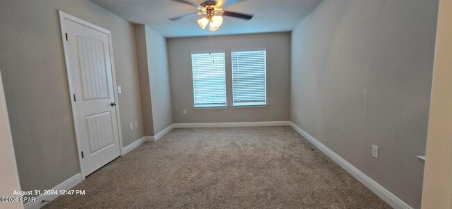 Building Photo - 5837 Bay Pl