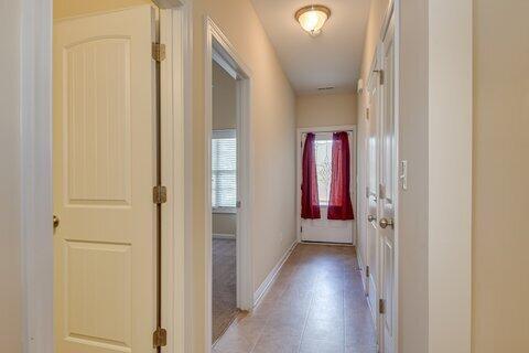 Building Photo - 929 Erika Ln