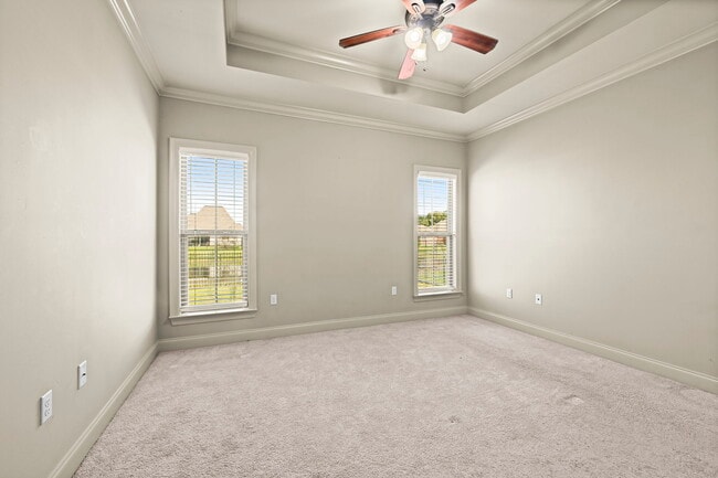 Building Photo - 16923 Bradford Ave