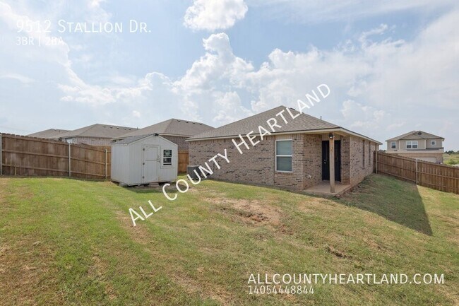 Building Photo - 9512 Stallion Dr