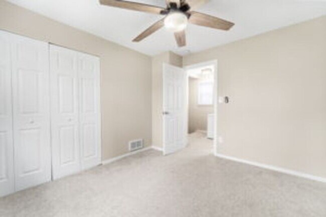 Building Photo - 32015 Ottawa St