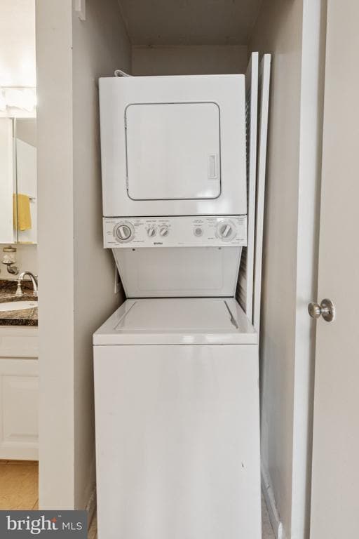 Building Photo - 1420 Locust St