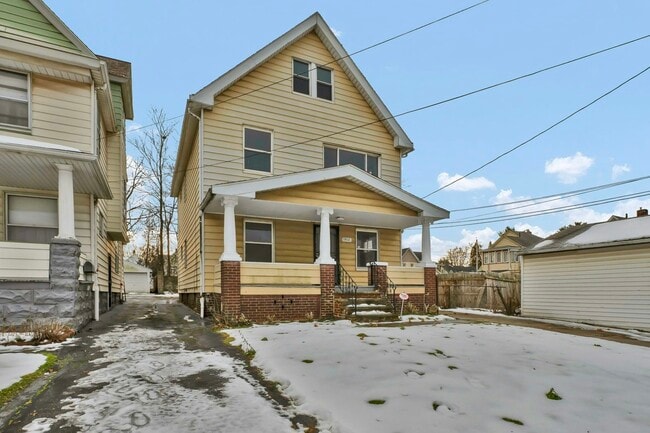 Building Photo - 7412 Worley Ave