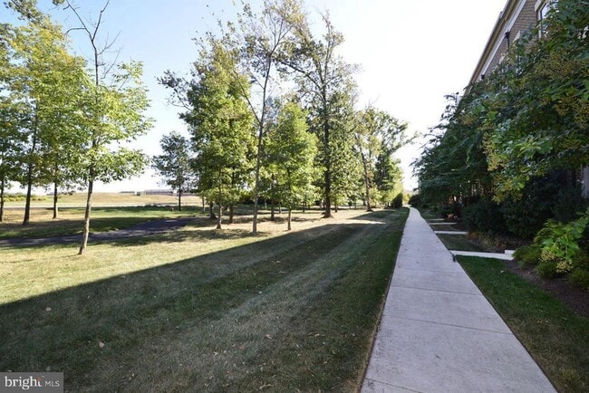 Building Photo - 22904 Bollinger Terrace