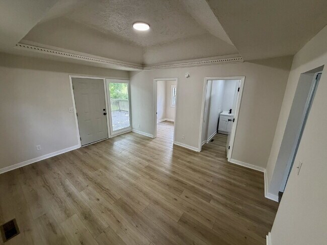 Building Photo - Newly Remodeled 2BR/2BA East Nashville Home with Covered Front Porch, Huge Deck, Spacious Backyar...