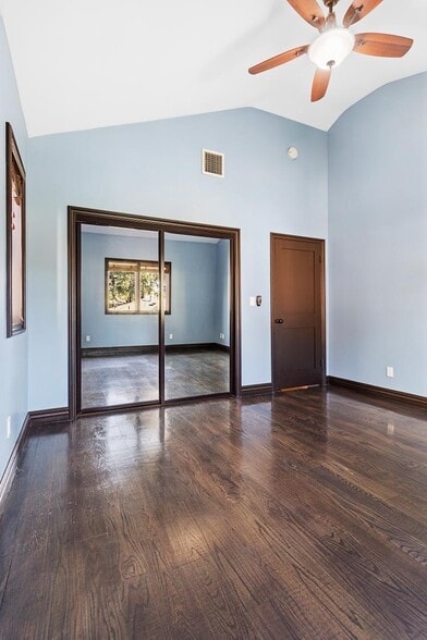Building Photo - 4182 Irving Pl
