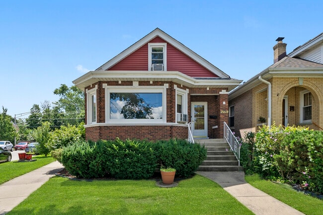 Primary Photo - 7901 W Elmgrove Dr