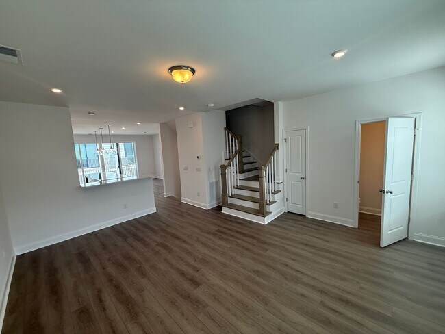 Building Photo - Brand New Townhome in the heart of Ballant...