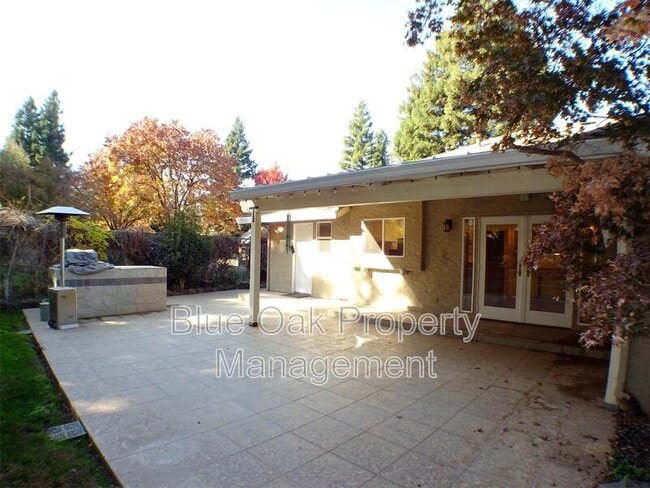 Building Photo - 38 Guynn Bridge Ct