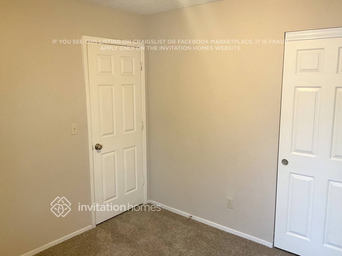 Building Photo - 6256 Small Point Dr