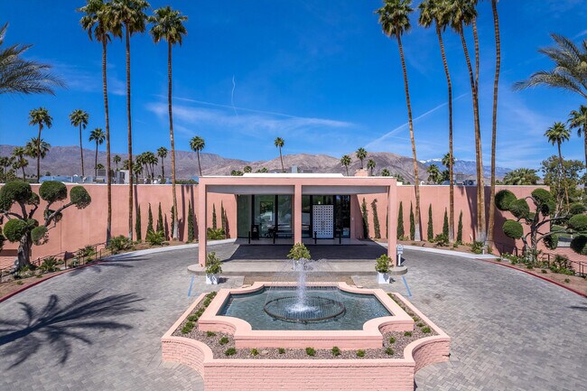 Building Photo - 47432 Medina Dr W