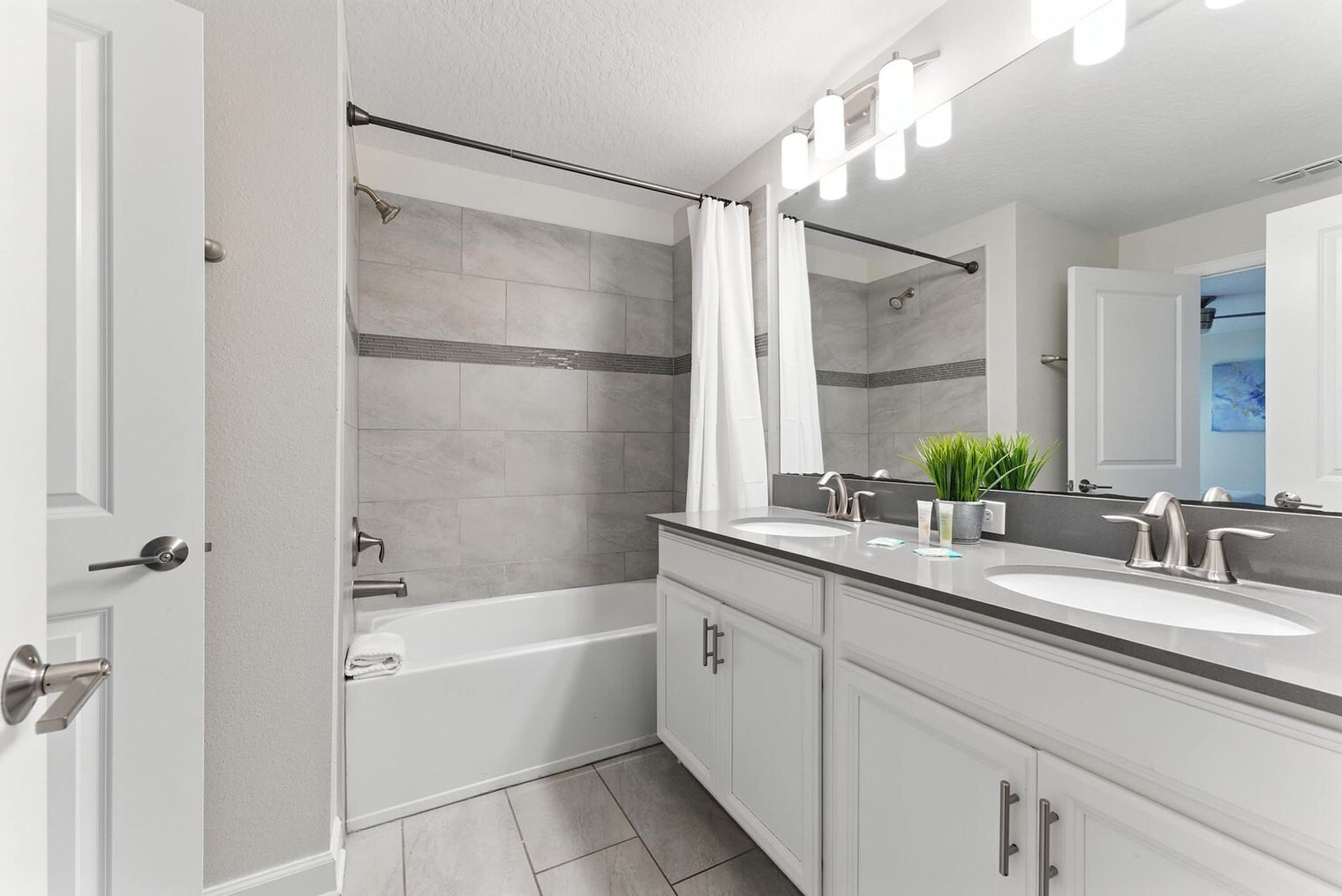 Building Photo - 4832 Dedication St