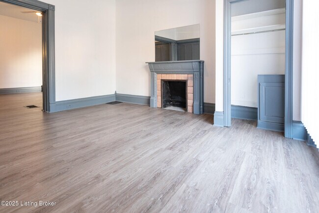 Building Photo - 1219 S 2nd St