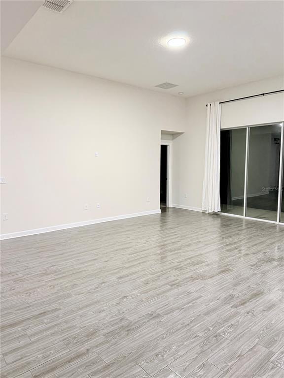 Building Photo - 2065 Camden Loop