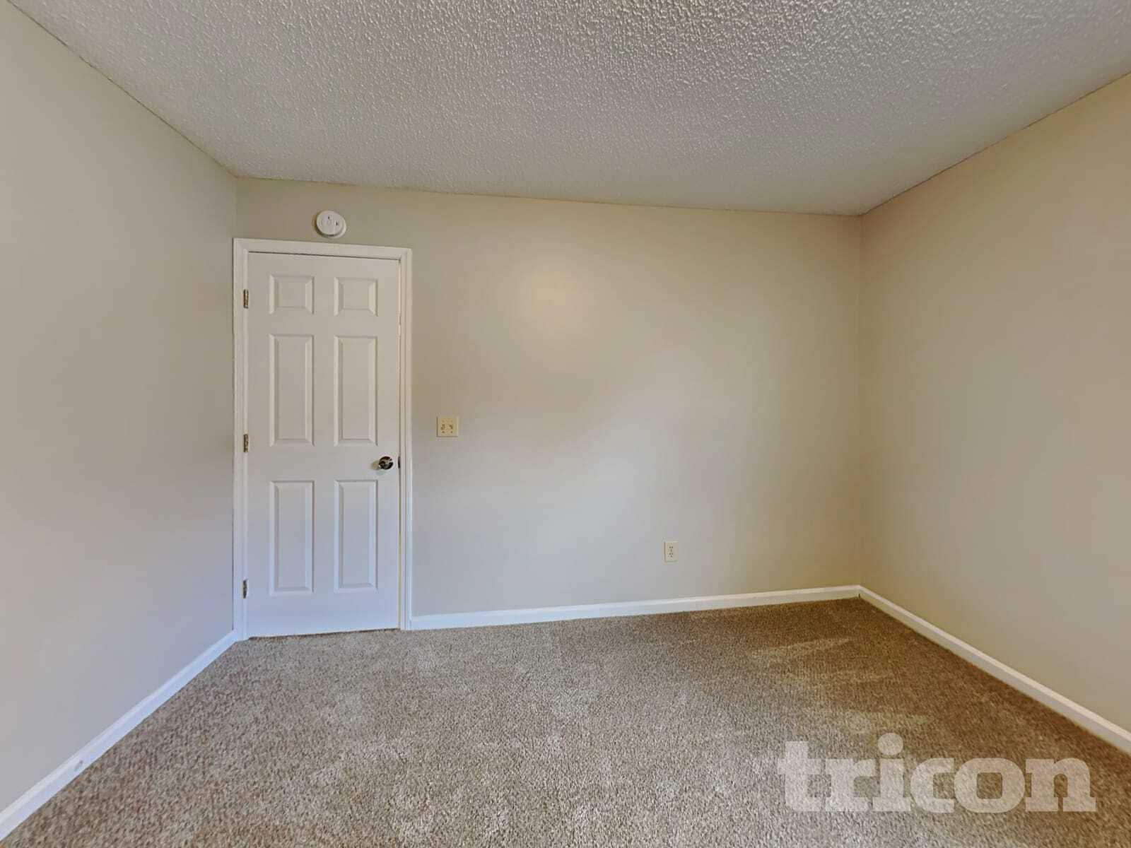 Building Photo - 2999 Tuscarora Tr