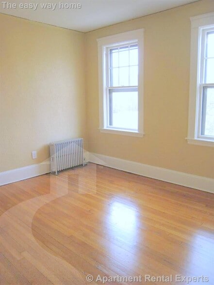 Building Photo - 172 Norfolk St