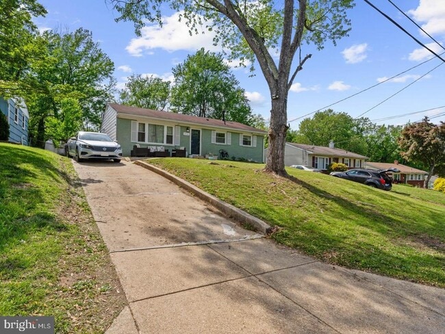 Building Photo - 8725 W Fort Foote Terrace