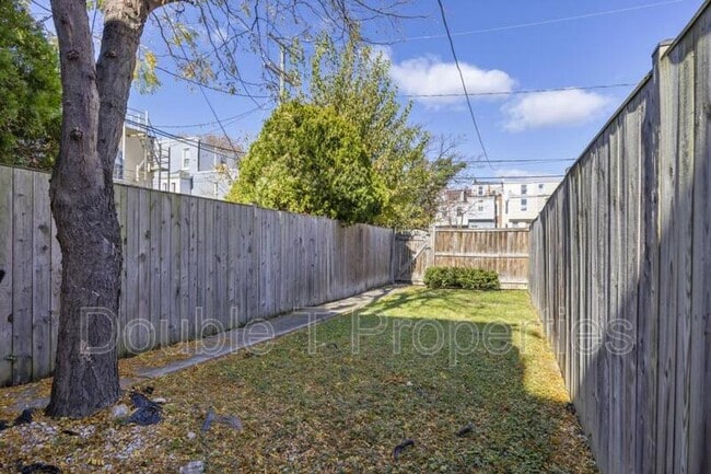 Building Photo - 314 E 22nd St