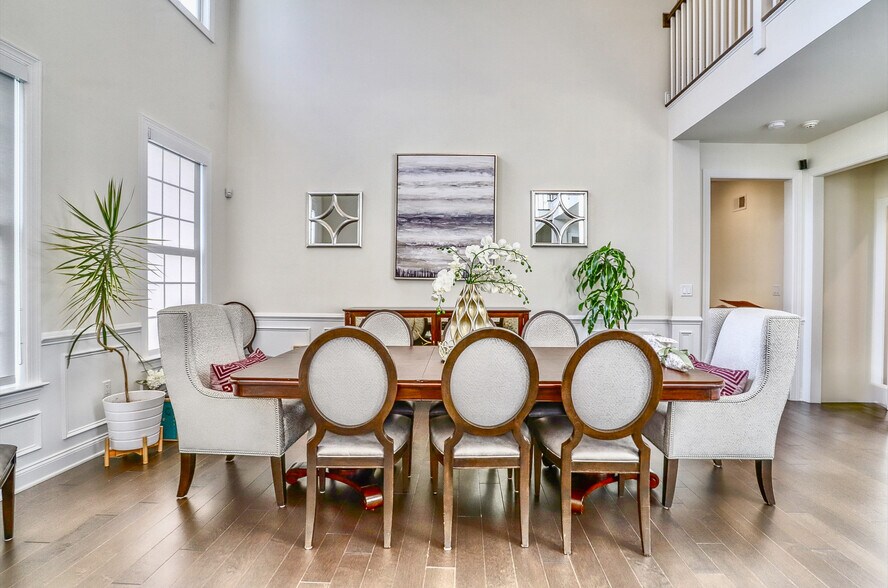 Building Photo - 22 Silent Nest Way