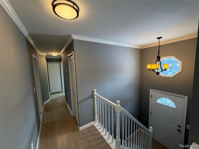 Building Photo - 115 Linhart St