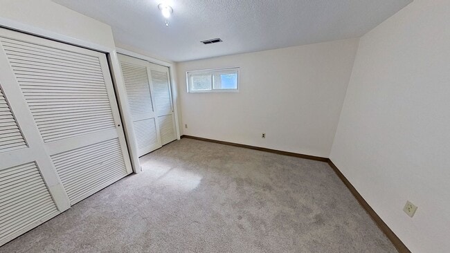 Building Photo - Single Family Home