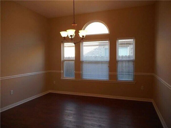 Building Photo - No App Fees.