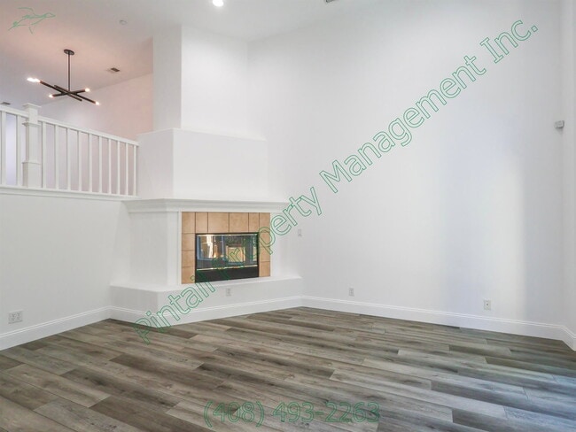 Building Photo - 5130 Le Miccine Terrace