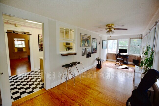 Building Photo - 223 Howle Ave