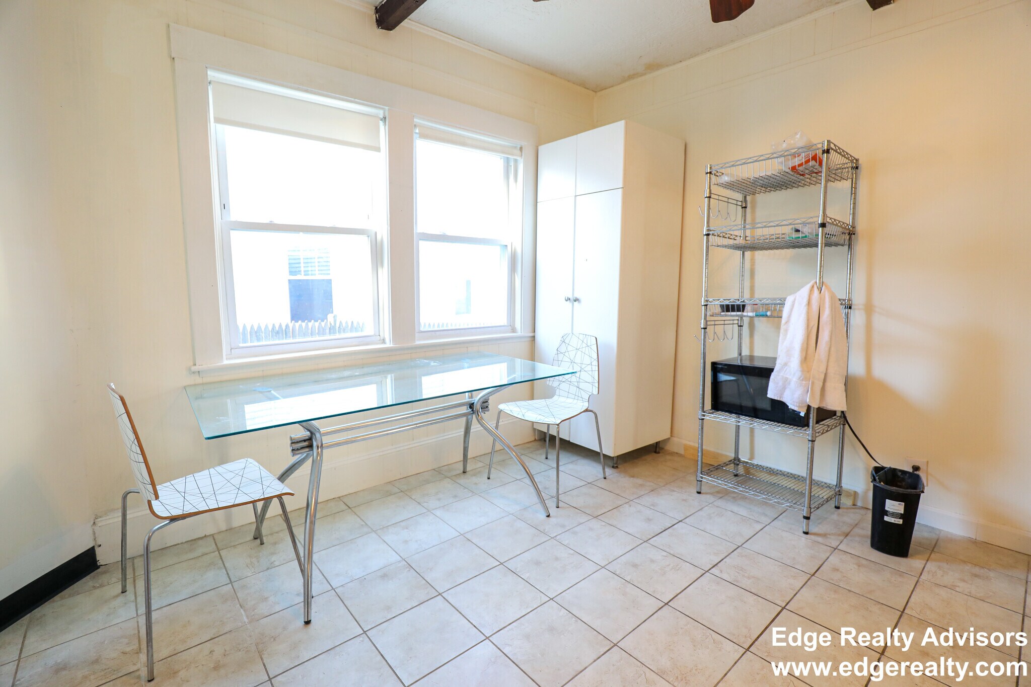 Building Photo - 7 Greylock Rd