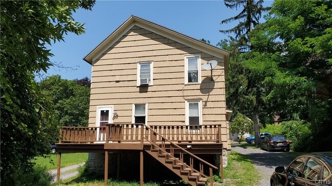 Building Photo - 114 Washington St