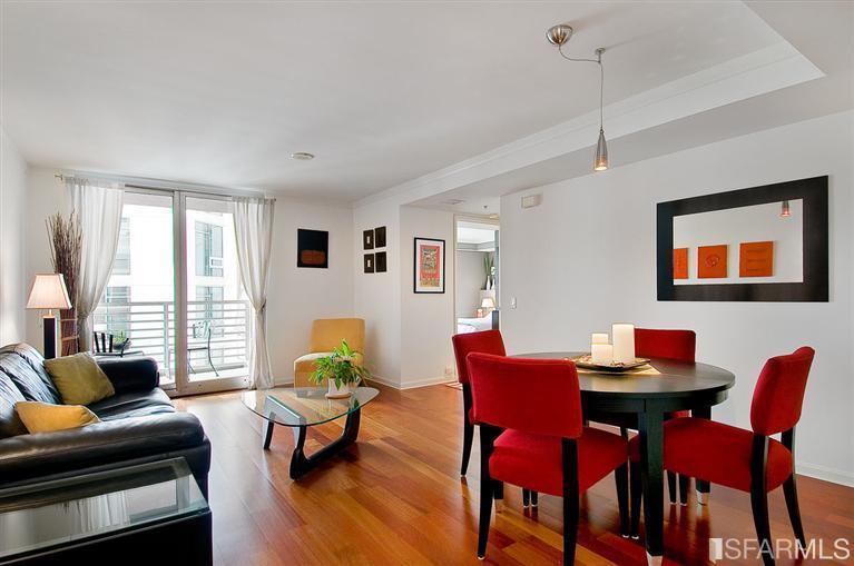 Living room - 400 Beale St, Unit #1110