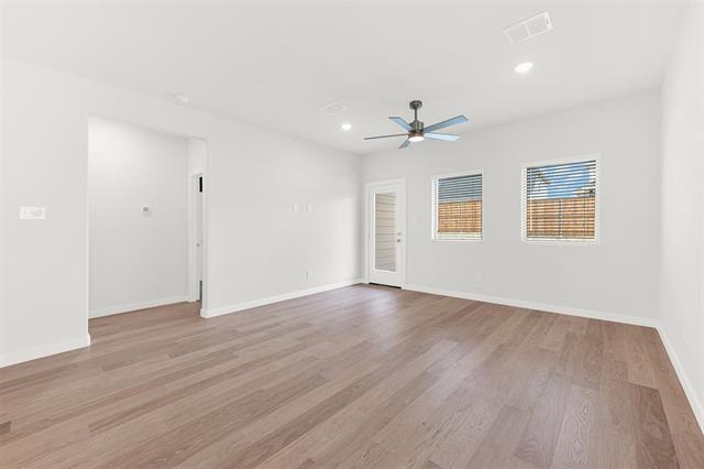 Building Photo - 508 Towerglen Dr