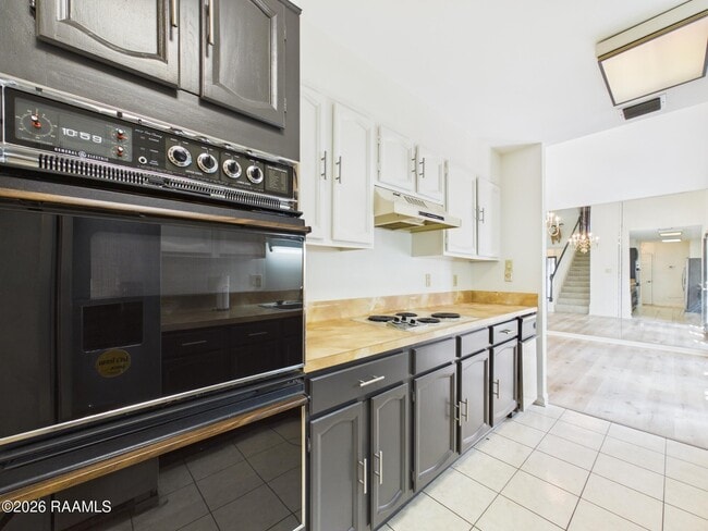 Building Photo - 604 Briargate Cir