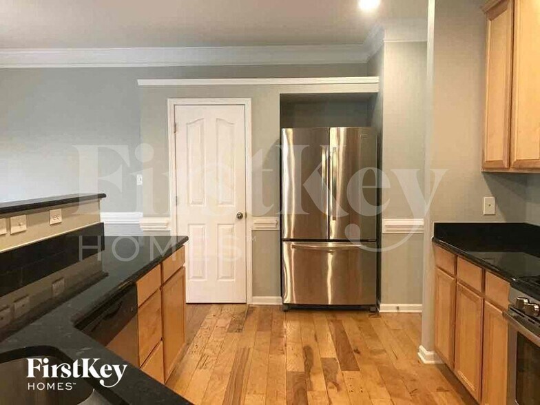 Building Photo - 1428 Paulonia Way