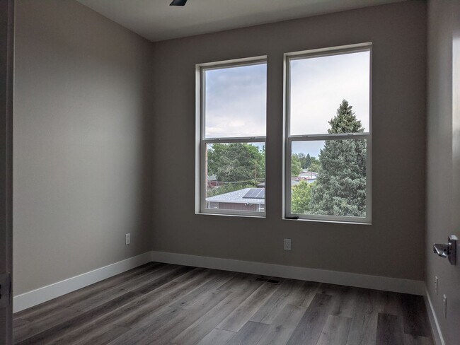 Building Photo - Modern 3-Bedroom Home in Prime Arvada Location