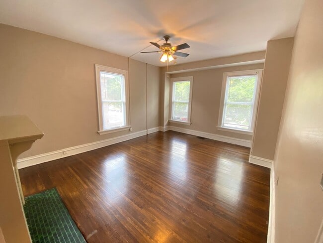 Building Photo - Neil Ave 1462-1464 HHR
