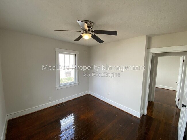 Building Photo - 138 Mansfield St