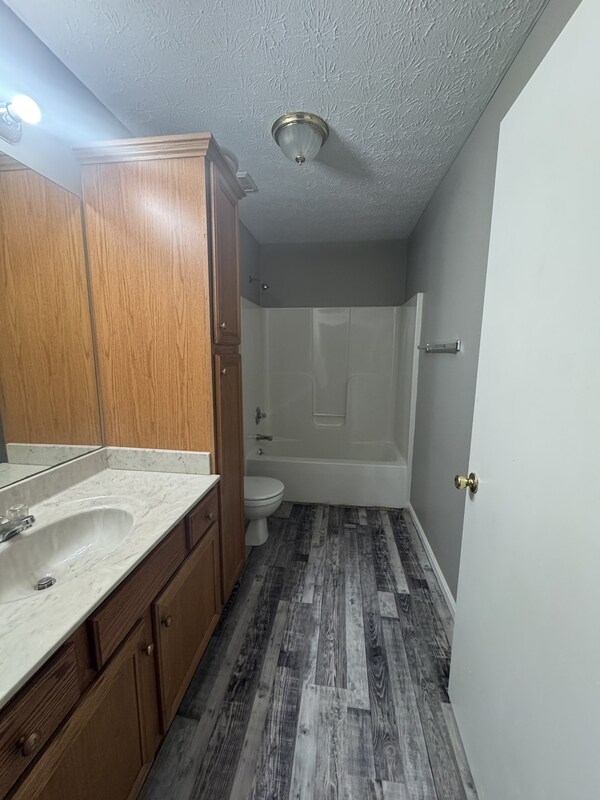 Building Photo - 9708 Stream View Trail