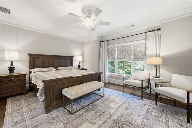 Building Photo - 1295 Cumberland Rd NE